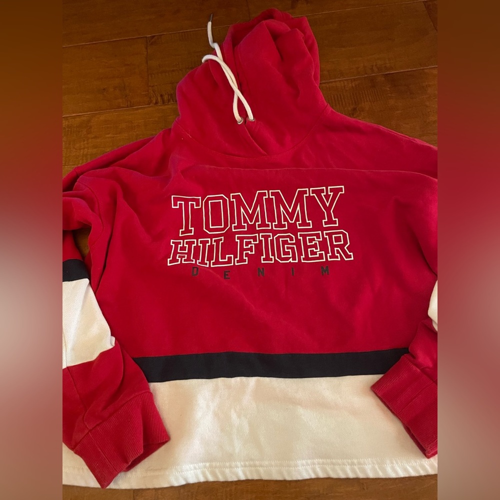 Tommy Hilfiger hoodie